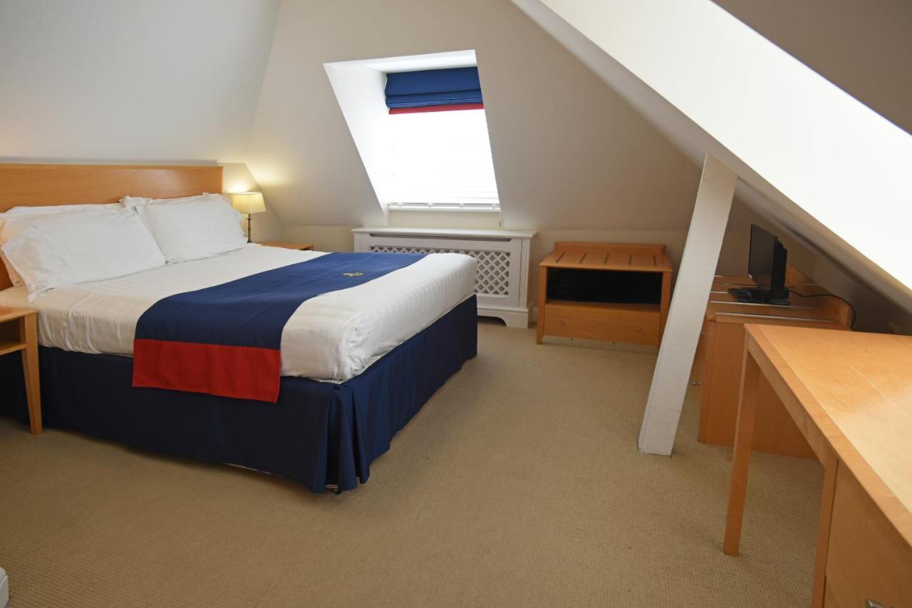 Royal Southern Yacht Club 3* Hamble-le-Rice